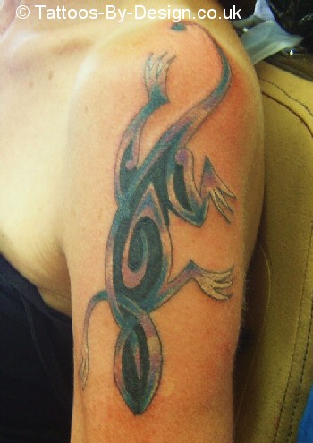 Celtic style lizard